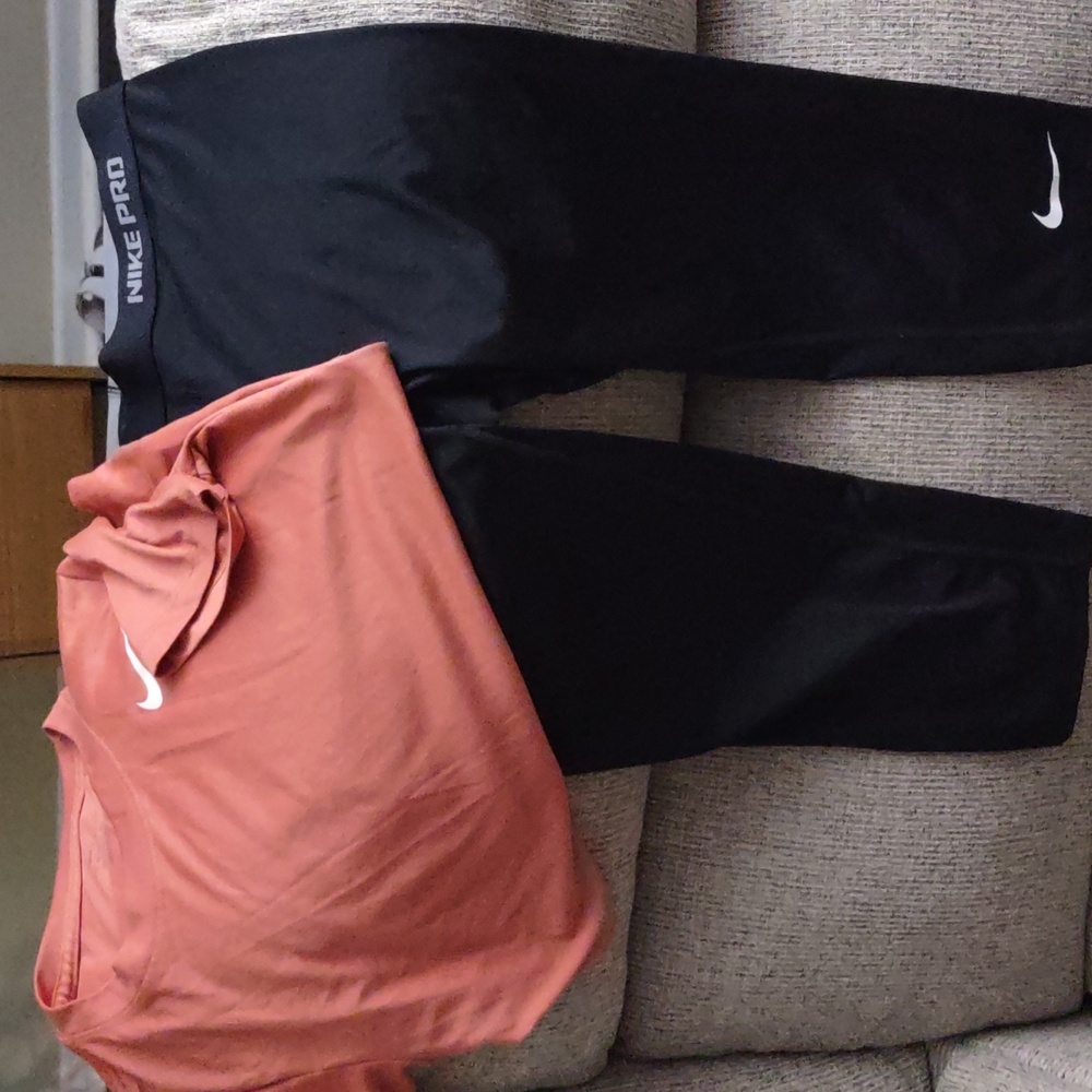 Nike pro dri fit capris (W Med) with SS T (XS)